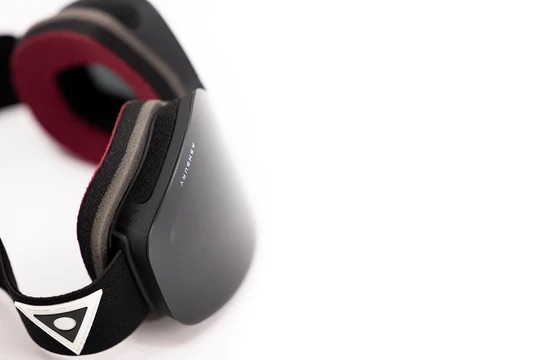 ASHBURY HORNET - BLACK TRIANGLE + BONUS LENS