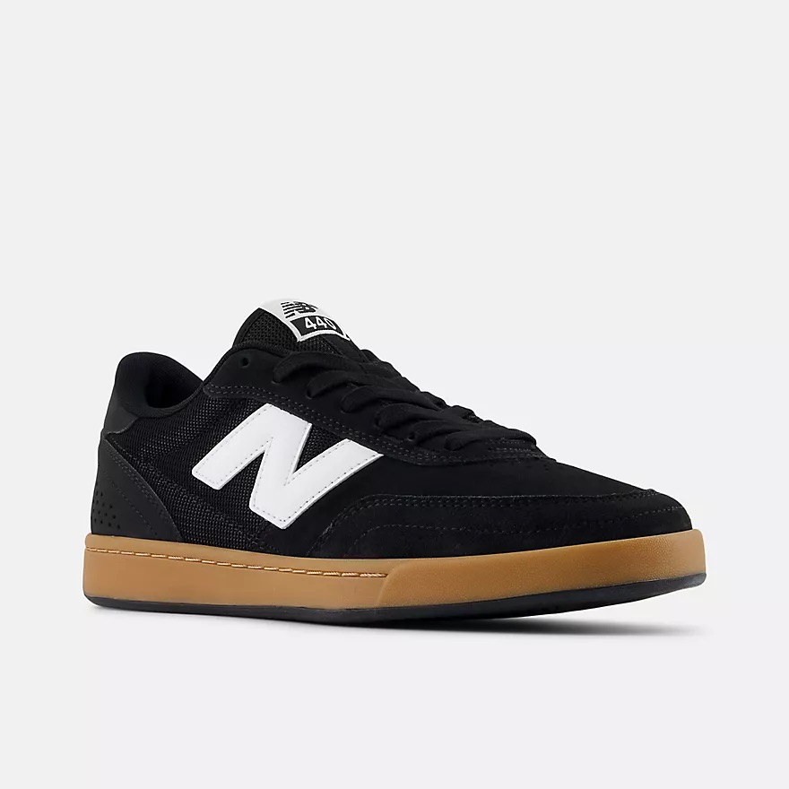 SOULIER NEW BALANCE NUMERIC 440 V2 - BLACK/GUM