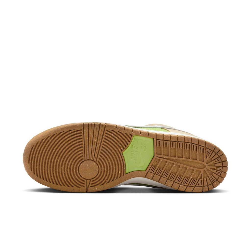 SOULIER NIKE SB DUNK LOW PRO - SESAME/METALLIC SILVER-PEAR-FIR