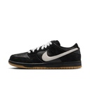 SOULIER NIKE SB DUNK LOW PRO - BLACK/WHITE-BLACK-GUM LIGHT BROWN