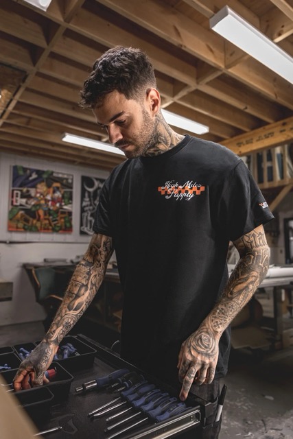 T-shirt Huxtley HX-891 "High Miles Supply" - Noir