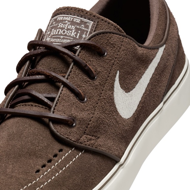Soulier Nike SB Zoom Janoski OG+ - BAROQUE BROWN/PALE IVORY