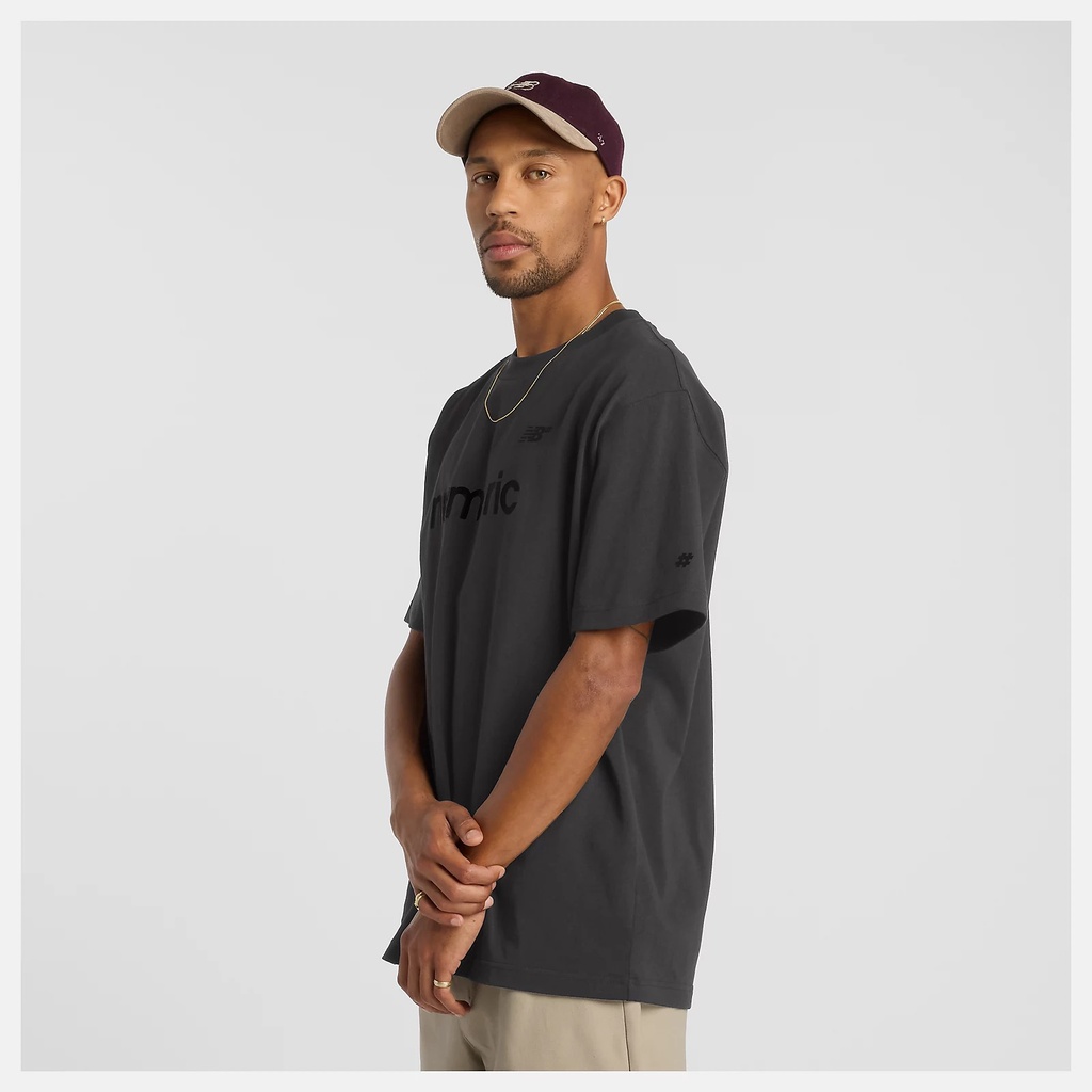T-SHIRT NEW BALANCE NUMERIC LINEAR LOGO - NOIR (copie)
