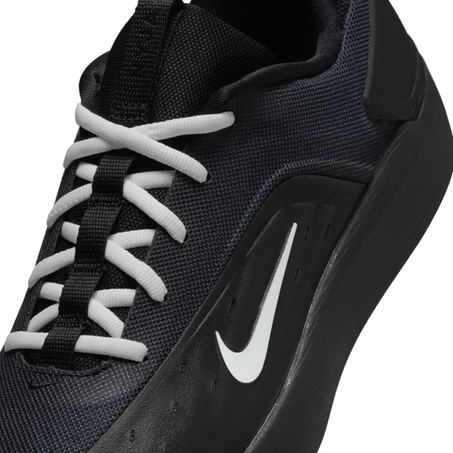 SOULIER NIKE SB NYJAH ZOOM 4 - BLACK/WHITE-BLACK