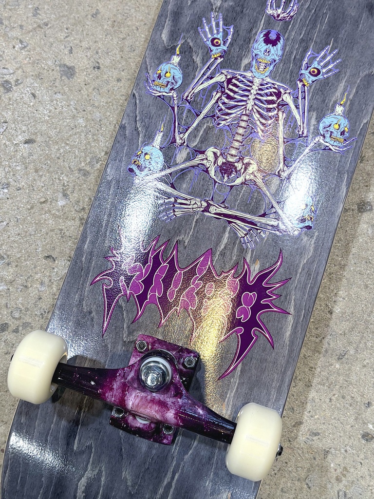 PLANCHE COMPLETE 5-0 TRASH NOIR - 8.25