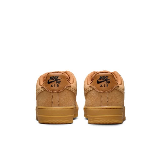 SOULIER NIKE SB AIR FORCE 1 - FLAX/FLAX-BLACK-GUM LIGHT BROWN