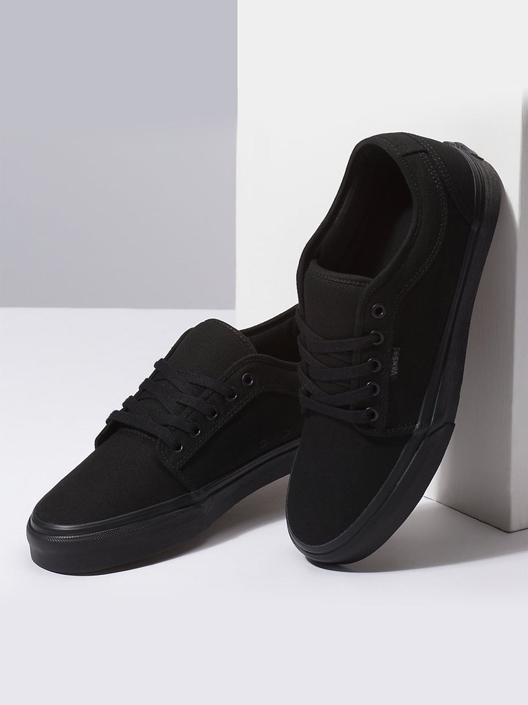 SOULIER VANS SKATE CHUKKA LOW - BLACKOUT