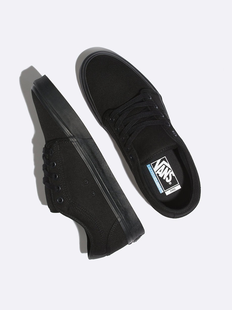 SOULIER VANS SKATE CHUKKA LOW - BLACKOUT