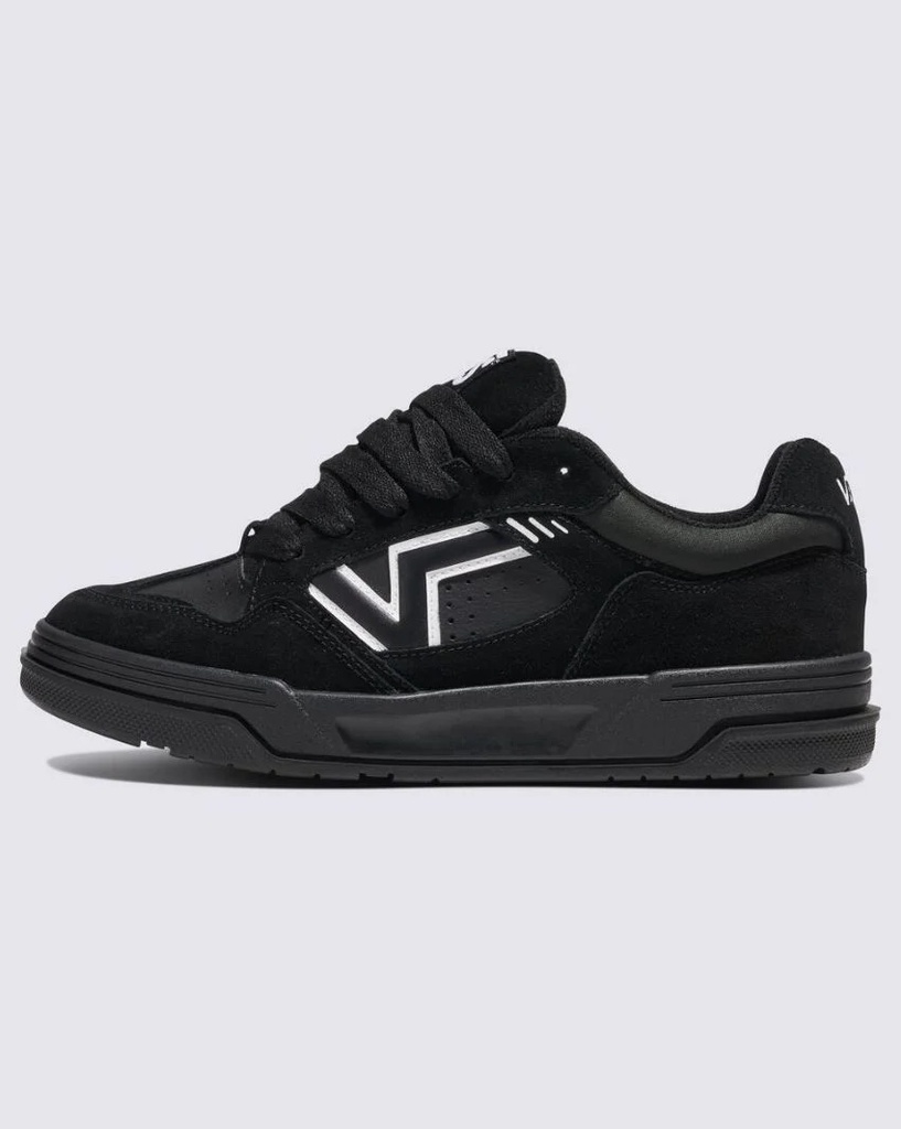 VANS UPLAND SHOES - BLACK/BLACK/WHITE