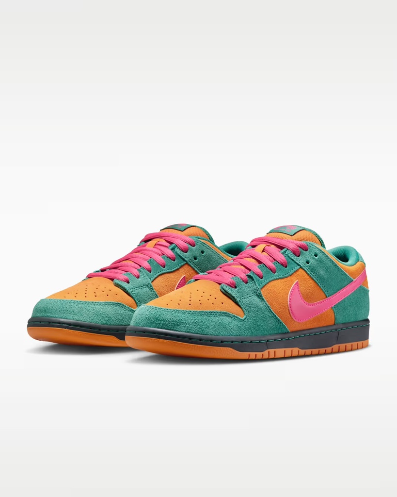 SOULIER NIKE SB DUNK LOW PRO - GREEN NOISE/WATERMELON-LIGHT CURRY