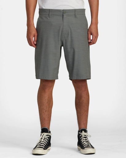 RVCA BALANCE HYBRID SHORT - OLIVE